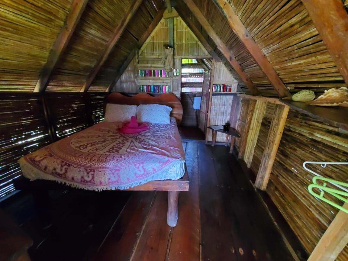 Derek'S Place Eco-Lodge Little Corn Island Eksteriør bilde