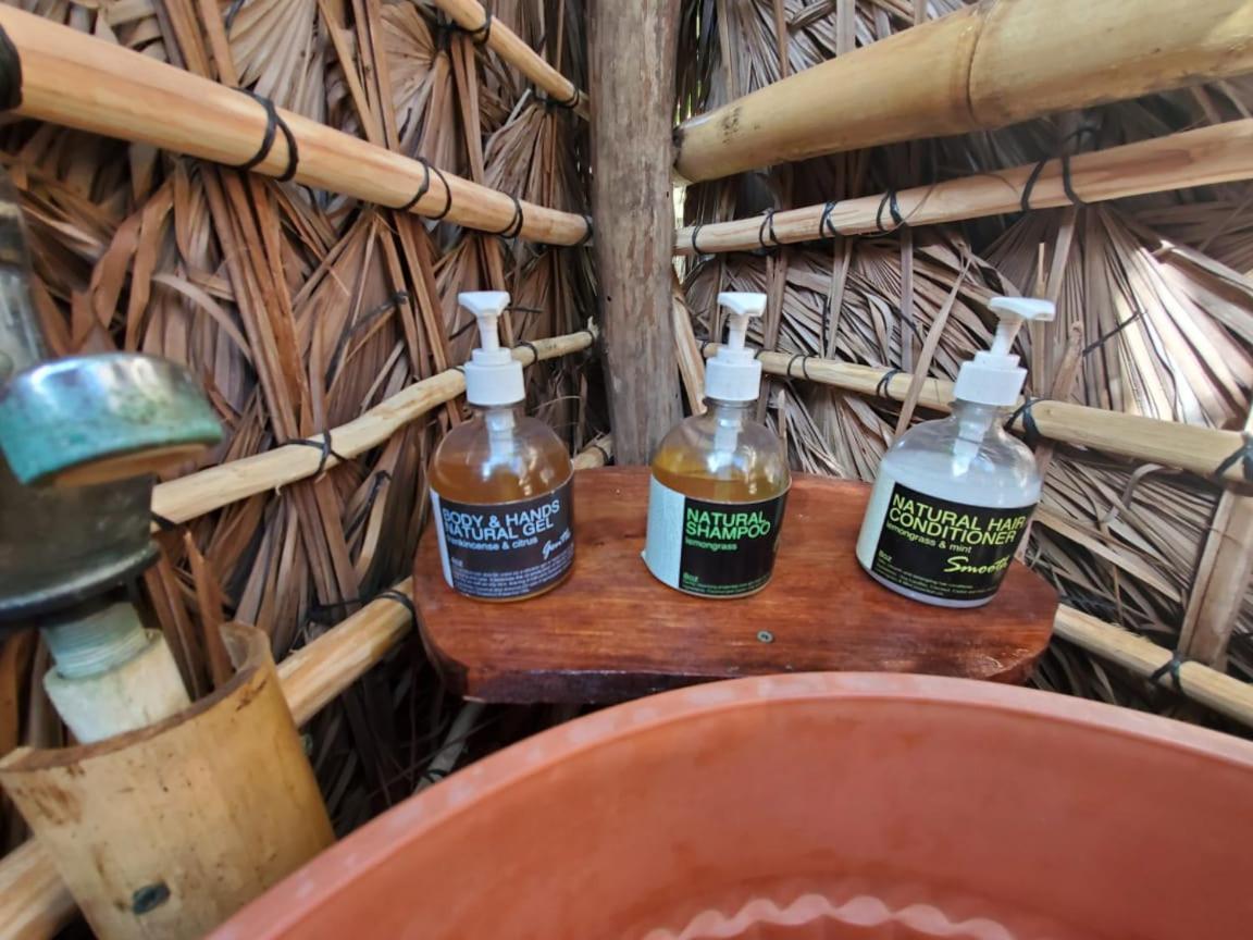 Derek'S Place Eco-Lodge Little Corn Island Eksteriør bilde