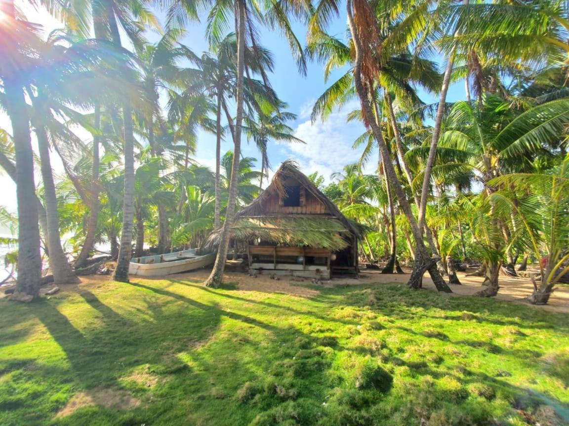 Derek'S Place Eco-Lodge Little Corn Island Eksteriør bilde